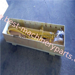 Buen precio Cilindro de la elevación de KOMATSU D65E-12, cilindro hidráulico 14X-63-01063 en línea