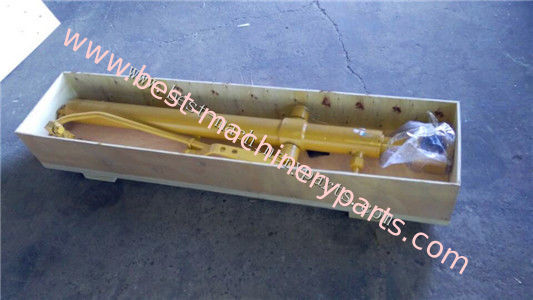 Buen precio Komatsu D65E-12 hydraulic cylinder 14X-63-01063/14Y-63-01014/14Y-63-01032/14X-30-13512 en línea